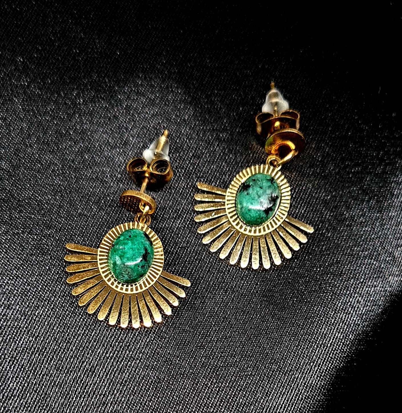 Emeralds & Gold: Ariel Earrings - Your New Favorites