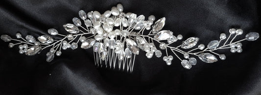 Aurora Hair Comb floral design made with silver wire, imitation crystals, and rhinestones.