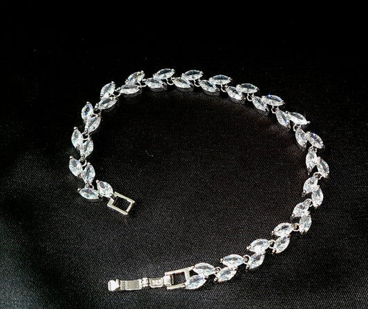 Farah Bracelet a nature-inspired Cubic Zirconia Bracelet
