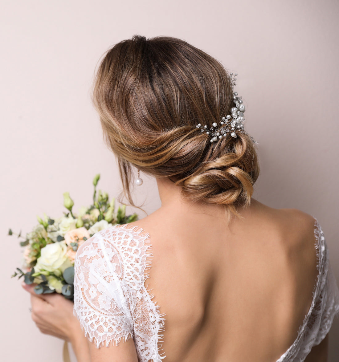 How to Choose Your Wedding Hairstyle?