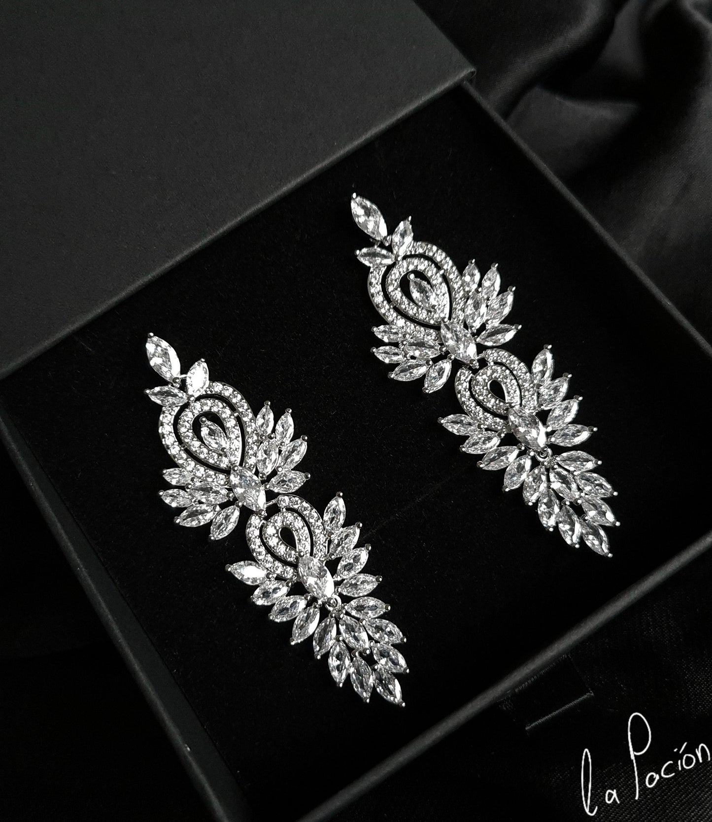Dazzling "Anna" earrings featuring radiant cubic zirconia stones.