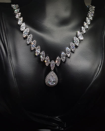  Else Necklace, showcasing its sparkling zirconia stones and intricate design